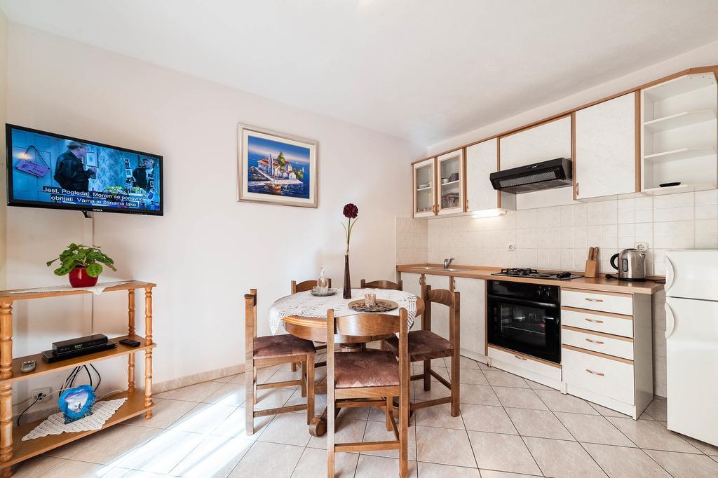 Apartments Maras Sibenik Exterior photo